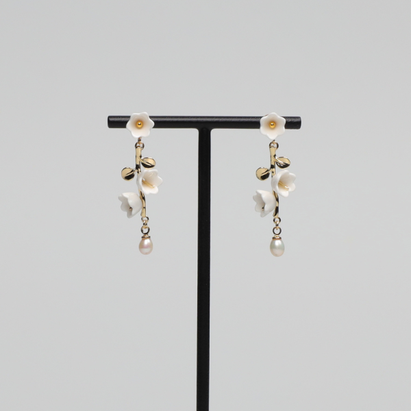 Earrings Lily of the valley long w. pearl