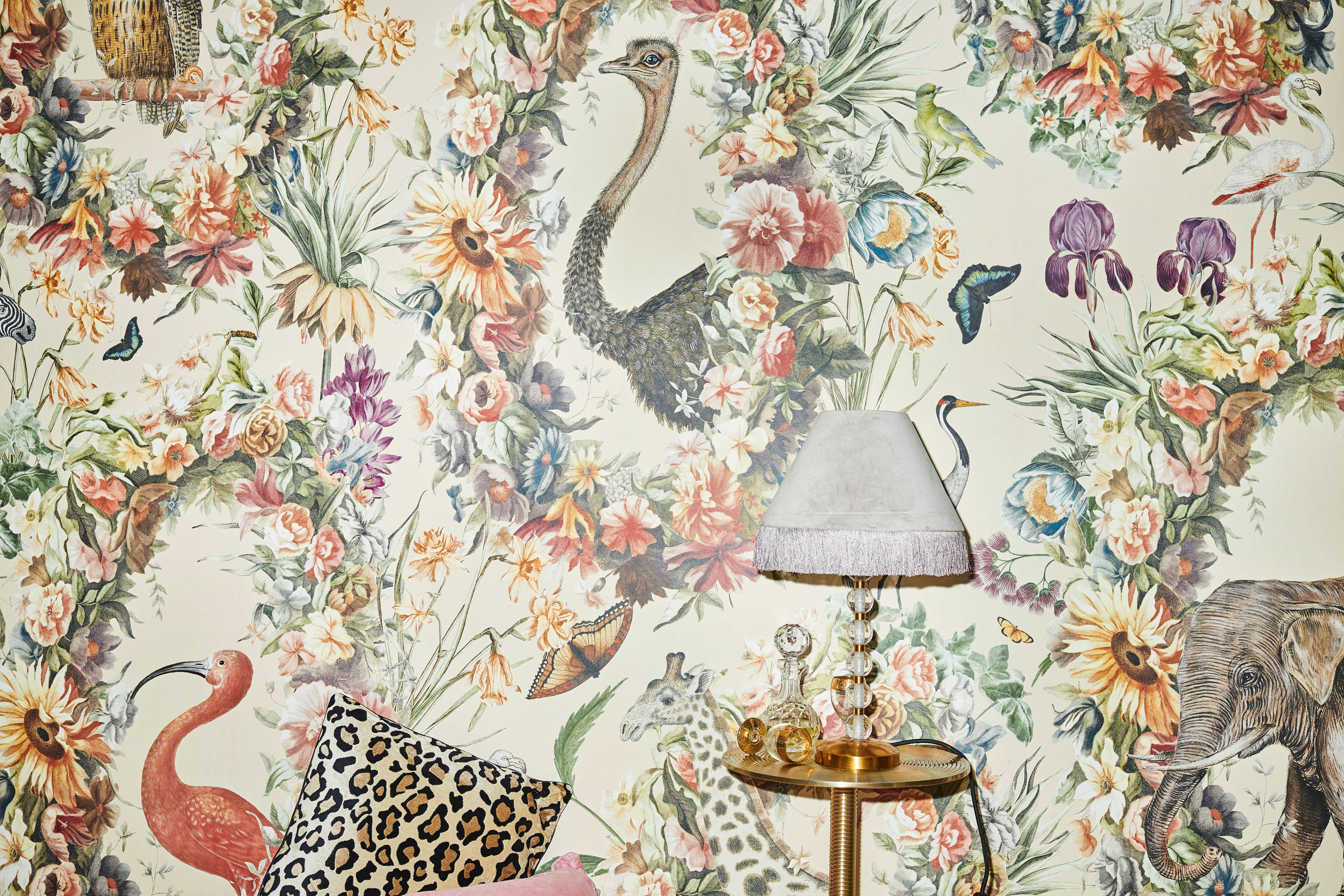 Wallpaper 200x280 cm - Never Ending Story | Rijksmuseumshop | Rijksmuseum Shop Wallpaper 200x280 cm - Never Ending Story | Rijksmuseumshop | Rijksmuseum Shop